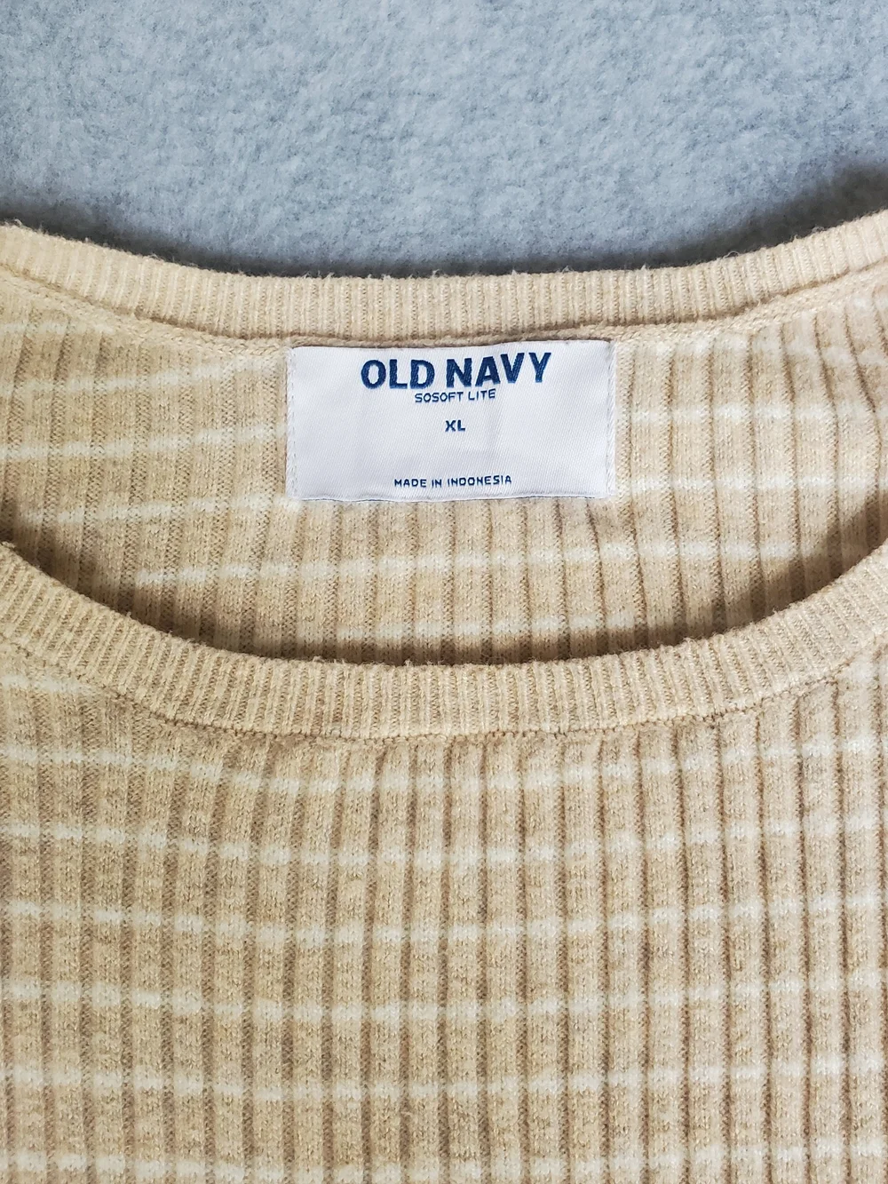Old Navy Womens Long-Sleeve Ribbed Crewneck Sweater - Beige